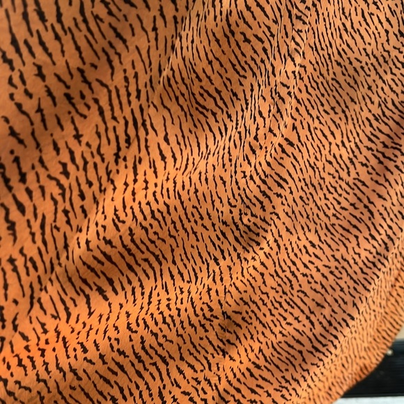 Banana Republic Size 2 Satin Semi Circle Midi Skirt Abstract Animal Print - Picture 9 of 9